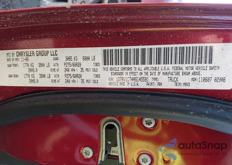 2010 Dodge Ram 1500 Slt/Sport/Trx z USA, uszkodzony, nr VIN 1D7RV1CT4AS145591